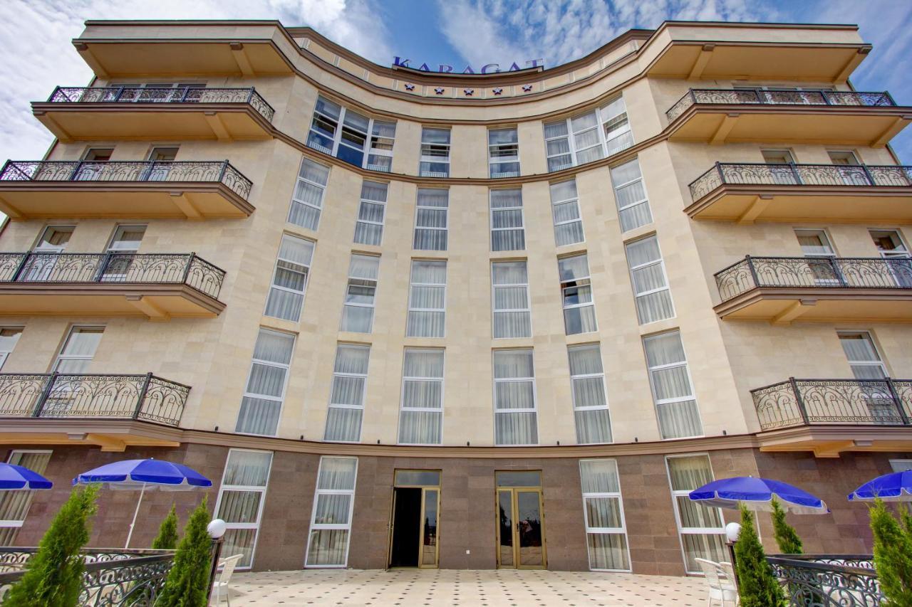 Karagat Hotel 카라콜 외부 사진