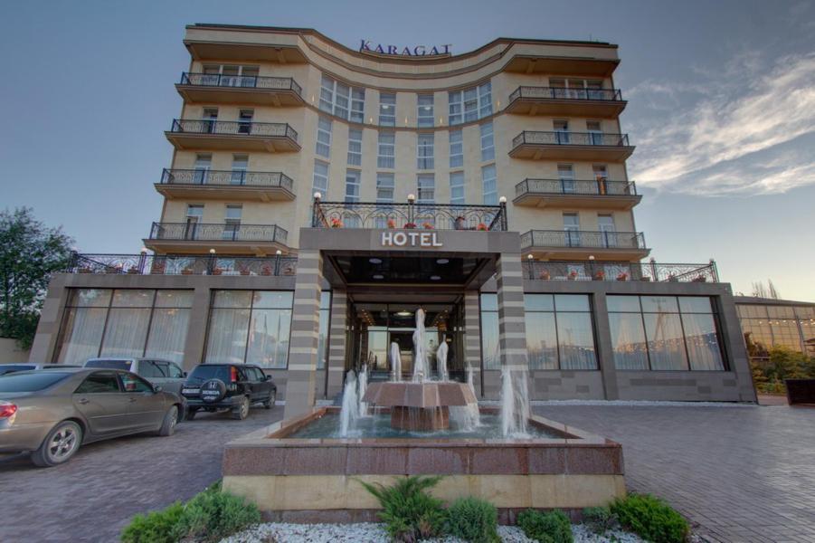 Karagat Hotel 카라콜 외부 사진