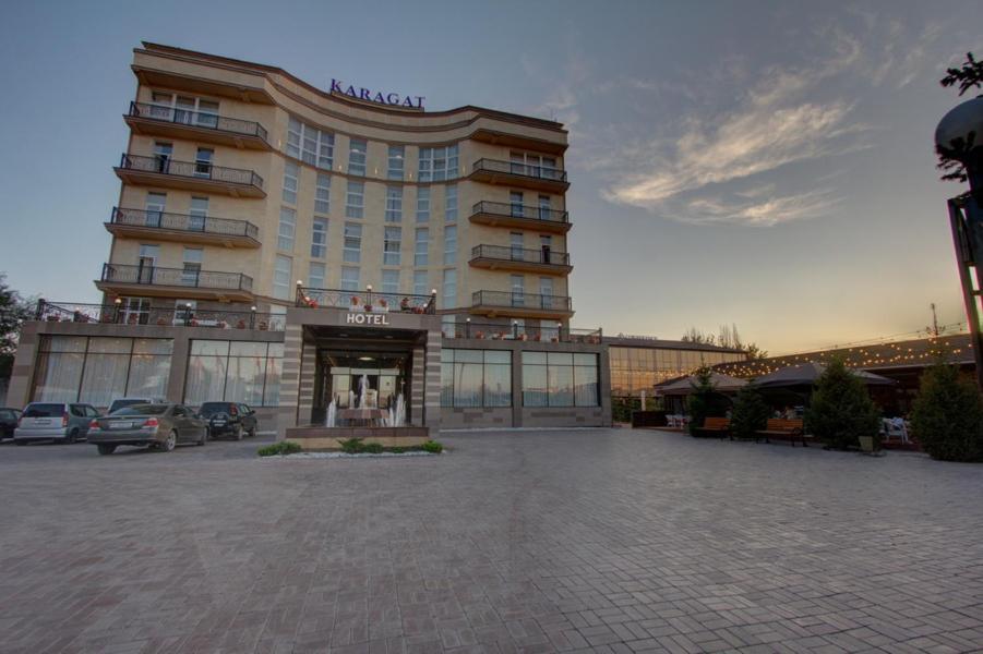 Karagat Hotel 카라콜 외부 사진